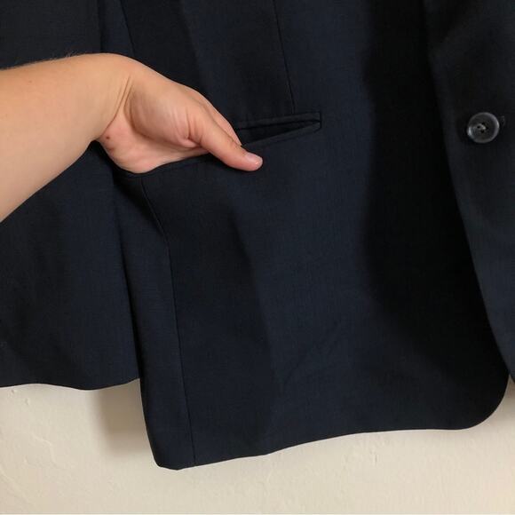 Alfani Classic Fit Dark Navy Blue Notched Collar  Two Button Pockets Suit Jacket - Picture 9 of 11